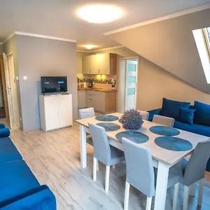 szafirowe-oczko.karpacz-hotel.com/